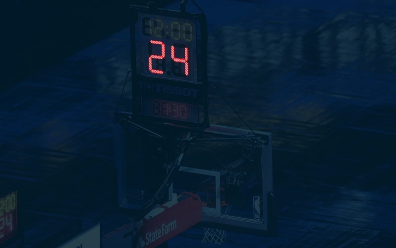 Shot Clock که در قوانین FIBA به مدت ۲۴ ثانیه است