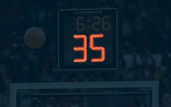 Shot Clock که در قوانین مسابقات دبیرستانی آمریکا به مدت ۳۵ ثانیه است